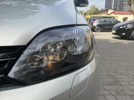 Серый Фольксваген Гольф Плюс, объемом двигателя 1.4 л и пробегом 212 тыс. км за 7000 $, фото 1 на Automoto.ua