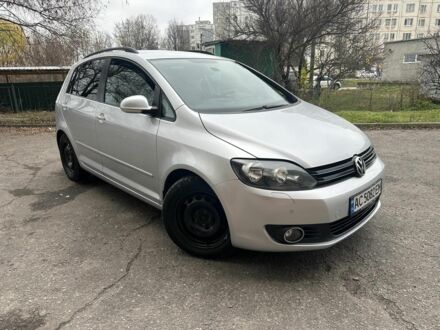 Серый Фольксваген Гольф Плюс, объемом двигателя 1.6 л и пробегом 245 тыс. км за 10200 $, фото 1 на Automoto.ua