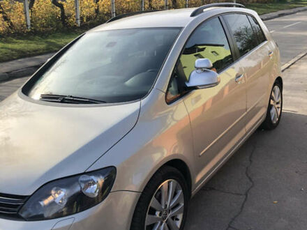 Серый Фольксваген Гольф Плюс, объемом двигателя 1.6 л и пробегом 281 тыс. км за 8400 $, фото 1 на Automoto.ua