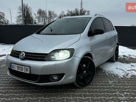 Серый Фольксваген Гольф Плюс, объемом двигателя 1.6 л и пробегом 290 тыс. км за 5900 $, фото 1 на Automoto.ua