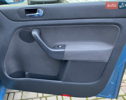 Синий Фольксваген Гольф Плюс, объемом двигателя 1.4 л и пробегом 132 тыс. км за 4700 $, фото 29 на Automoto.ua