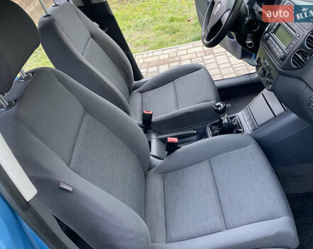 Синий Фольксваген Гольф Плюс, объемом двигателя 1.4 л и пробегом 132 тыс. км за 4700 $, фото 22 на Automoto.ua