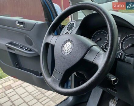 Синий Фольксваген Гольф Плюс, объемом двигателя 1.4 л и пробегом 132 тыс. км за 4700 $, фото 25 на Automoto.ua