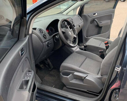 Синий Фольксваген Гольф Плюс, объемом двигателя 1.9 л и пробегом 250 тыс. км за 6000 $, фото 9 на Automoto.ua