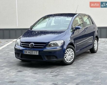 Синий Фольксваген Гольф Плюс, объемом двигателя 1.6 л и пробегом 237 тыс. км за 5850 $, фото 15 на Automoto.ua