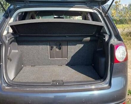 Синий Фольксваген Гольф Плюс, объемом двигателя 1.6 л и пробегом 281 тыс. км за 7200 $, фото 10 на Automoto.ua