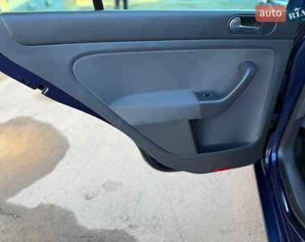 Синій Фольксваген Golf Plus, об'ємом двигуна 1.4 л та пробігом 87 тис. км за 5600 $, фото 23 на Automoto.ua