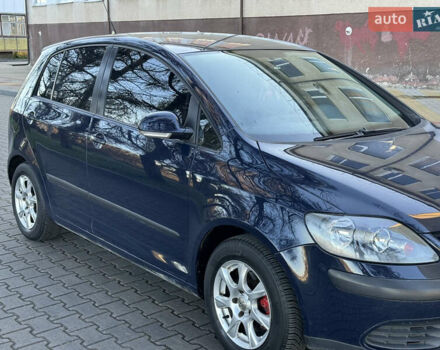 Синий Фольксваген Гольф Плюс, объемом двигателя 1.6 л и пробегом 282 тыс. км за 4500 $, фото 12 на Automoto.ua