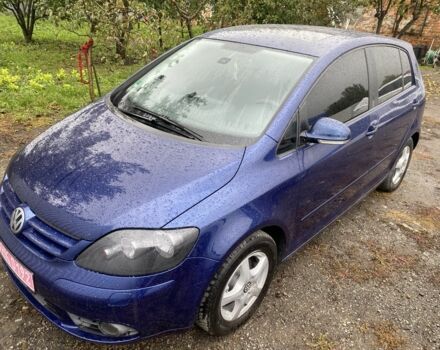 Синий Фольксваген Гольф Плюс, объемом двигателя 1.6 л и пробегом 180 тыс. км за 6299 $, фото 2 на Automoto.ua