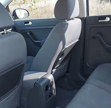 Синий Фольксваген Гольф Плюс, объемом двигателя 1.6 л и пробегом 281 тыс. км за 7200 $, фото 2 на Automoto.ua