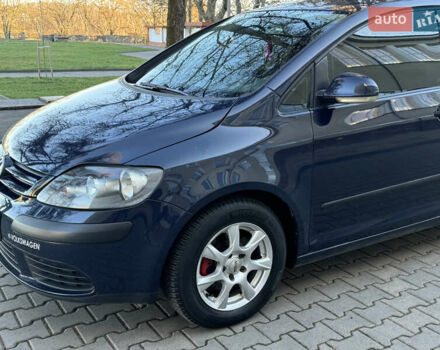 Синий Фольксваген Гольф Плюс, объемом двигателя 1.6 л и пробегом 281 тыс. км за 4800 $, фото 3 на Automoto.ua