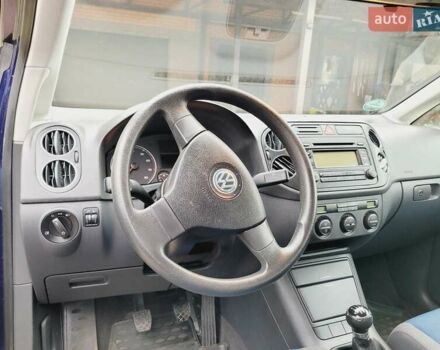 Синий Фольксваген Гольф Плюс, объемом двигателя 1.4 л и пробегом 89 тыс. км за 5600 $, фото 11 на Automoto.ua