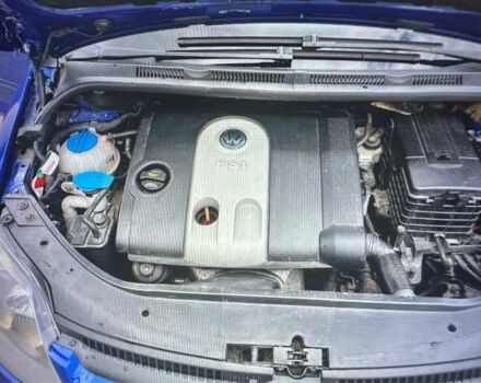 Синий Фольксваген Гольф Плюс, объемом двигателя 1.6 л и пробегом 206 тыс. км за 4800 $, фото 3 на Automoto.ua