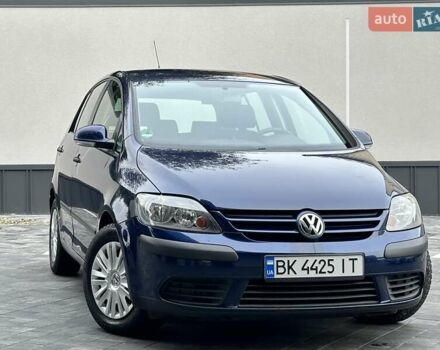 Синий Фольксваген Гольф Плюс, объемом двигателя 1.6 л и пробегом 237 тыс. км за 5850 $, фото 8 на Automoto.ua
