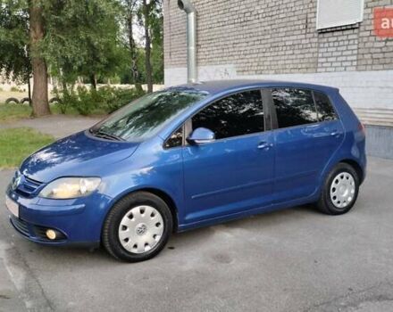 Синий Фольксваген Гольф Плюс, объемом двигателя 1.6 л и пробегом 205 тыс. км за 4600 $, фото 3 на Automoto.ua