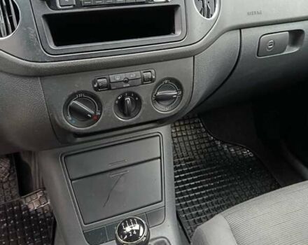 Синий Фольксваген Гольф Плюс, объемом двигателя 1.4 л и пробегом 222 тыс. км за 4700 $, фото 14 на Automoto.ua