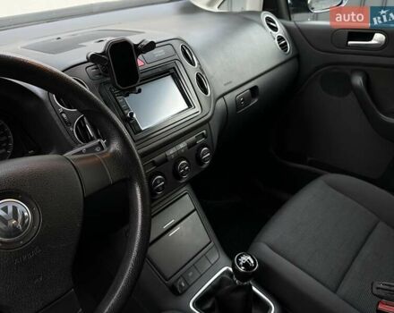 Синий Фольксваген Гольф Плюс, объемом двигателя 1.6 л и пробегом 237 тыс. км за 5850 $, фото 28 на Automoto.ua