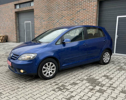 Синий Фольксваген Гольф Плюс, объемом двигателя 1.6 л и пробегом 230 тыс. км за 5200 $, фото 5 на Automoto.ua