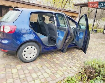 Синий Фольксваген Гольф Плюс, объемом двигателя 1.4 л и пробегом 89 тыс. км за 5600 $, фото 7 на Automoto.ua