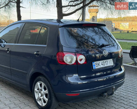 Синий Фольксваген Гольф Плюс, объемом двигателя 1.6 л и пробегом 281 тыс. км за 4800 $, фото 6 на Automoto.ua