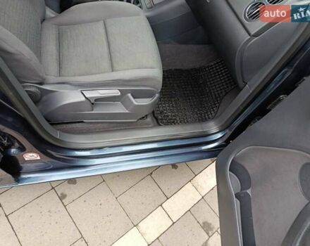 Синий Фольксваген Гольф Плюс, объемом двигателя 1.4 л и пробегом 222 тыс. км за 4700 $, фото 21 на Automoto.ua