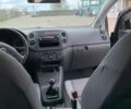 Синий Фольксваген Гольф Плюс, объемом двигателя 1.9 л и пробегом 220 тыс. км за 5500 $, фото 7 на Automoto.ua