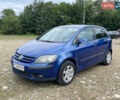 Синий Фольксваген Гольф Плюс, объемом двигателя 1.6 л и пробегом 307 тыс. км за 5800 $, фото 5 на Automoto.ua