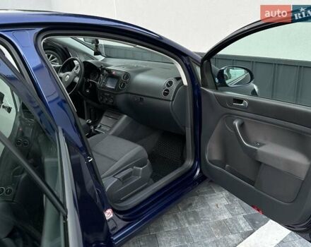 Синий Фольксваген Гольф Плюс, объемом двигателя 1.6 л и пробегом 237 тыс. км за 5850 $, фото 36 на Automoto.ua