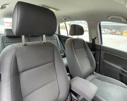 Синий Фольксваген Гольф Плюс, объемом двигателя 1.6 л и пробегом 230 тыс. км за 5200 $, фото 18 на Automoto.ua