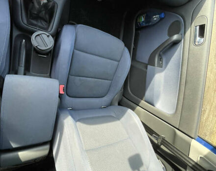 Синий Фольксваген Гольф Плюс, объемом двигателя 1.6 л и пробегом 214 тыс. км за 5700 $, фото 13 на Automoto.ua