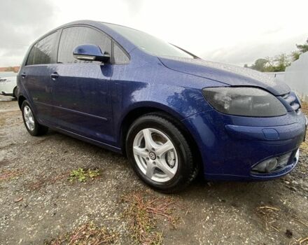 Синий Фольксваген Гольф Плюс, объемом двигателя 1.6 л и пробегом 180 тыс. км за 6299 $, фото 5 на Automoto.ua