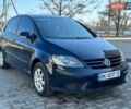 Синий Фольксваген Гольф Плюс, объемом двигателя 1.6 л и пробегом 283 тыс. км за 4350 $, фото 2 на Automoto.ua