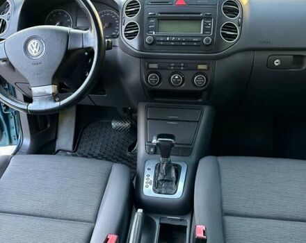 Синий Фольксваген Гольф Плюс, объемом двигателя 1.6 л и пробегом 262 тыс. км за 7499 $, фото 22 на Automoto.ua