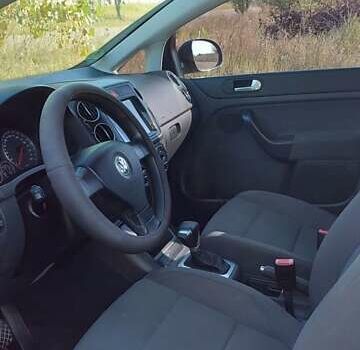 Синий Фольксваген Гольф Плюс, объемом двигателя 1.6 л и пробегом 281 тыс. км за 7200 $, фото 6 на Automoto.ua