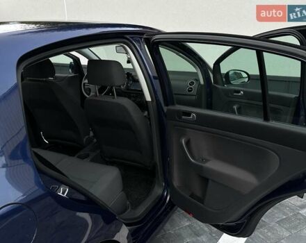 Синий Фольксваген Гольф Плюс, объемом двигателя 1.6 л и пробегом 237 тыс. км за 5850 $, фото 32 на Automoto.ua