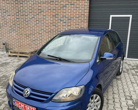 Синий Фольксваген Гольф Плюс, объемом двигателя 1.6 л и пробегом 230 тыс. км за 5200 $, фото 1 на Automoto.ua