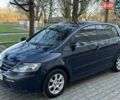 Синий Фольксваген Гольф Плюс, объемом двигателя 1.6 л и пробегом 282 тыс. км за 4500 $, фото 2 на Automoto.ua