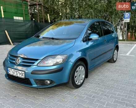 Синий Фольксваген Гольф Плюс, объемом двигателя 1.6 л и пробегом 262 тыс. км за 7499 $, фото 3 на Automoto.ua