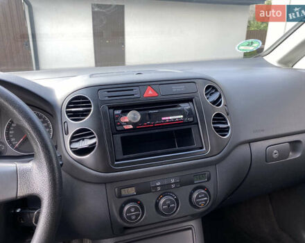 Синій Фольксваген Golf Plus, об'ємом двигуна 1.39 л та пробігом 219 тис. км за 5300 $, фото 14 на Automoto.ua