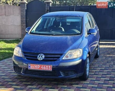 Синій Фольксваген Golf Plus, об'ємом двигуна 1.6 л та пробігом 210 тис. км за 5300 $, фото 3 на Automoto.ua