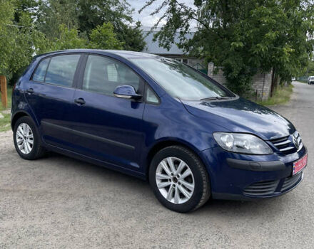 Синій Фольксваген Golf Plus, об'ємом двигуна 1.6 л та пробігом 190 тис. км за 5600 $, фото 6 на Automoto.ua
