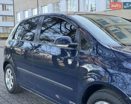 Синий Фольксваген Гольф Плюс, объемом двигателя 1.6 л и пробегом 282 тыс. км за 4500 $, фото 13 на Automoto.ua