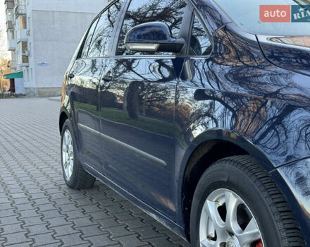 Синий Фольксваген Гольф Плюс, объемом двигателя 1.6 л и пробегом 281 тыс. км за 4800 $, фото 15 на Automoto.ua