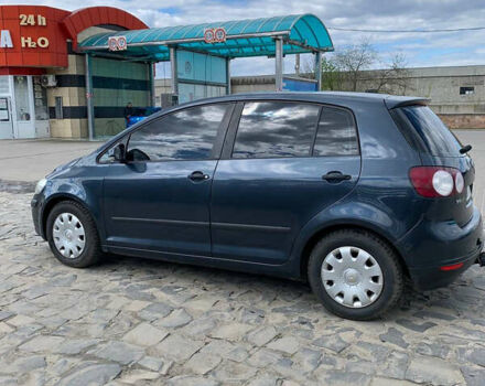 Синий Фольксваген Гольф Плюс, объемом двигателя 1.9 л и пробегом 250 тыс. км за 6000 $, фото 4 на Automoto.ua
