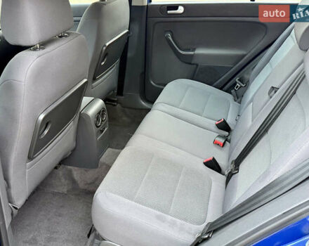 Синий Фольксваген Гольф Плюс, объемом двигателя 1.6 л и пробегом 202 тыс. км за 5900 $, фото 82 на Automoto.ua