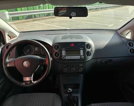 Синий Фольксваген Гольф Плюс, объемом двигателя 1.6 л и пробегом 191 тыс. км за 5490 $, фото 12 на Automoto.ua