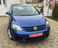 Синий Фольксваген Гольф Плюс, объемом двигателя 1.6 л и пробегом 202 тыс. км за 5999 $, фото 4 на Automoto.ua