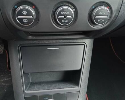 Синий Фольксваген Гольф Плюс, объемом двигателя 1.6 л и пробегом 156 тыс. км за 6100 $, фото 12 на Automoto.ua