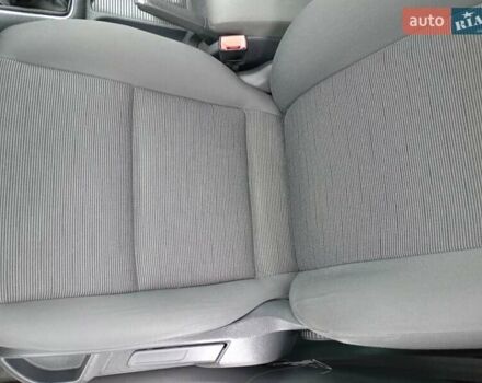 Синий Фольксваген Гольф Плюс, объемом двигателя 1.6 л и пробегом 225 тыс. км за 5550 $, фото 10 на Automoto.ua