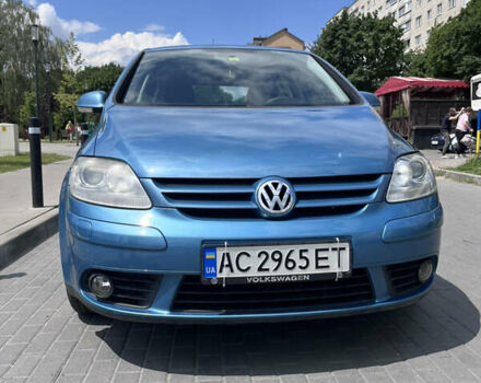 Синий Фольксваген Гольф Плюс, объемом двигателя 1.6 л и пробегом 272 тыс. км за 5800 $, фото 3 на Automoto.ua